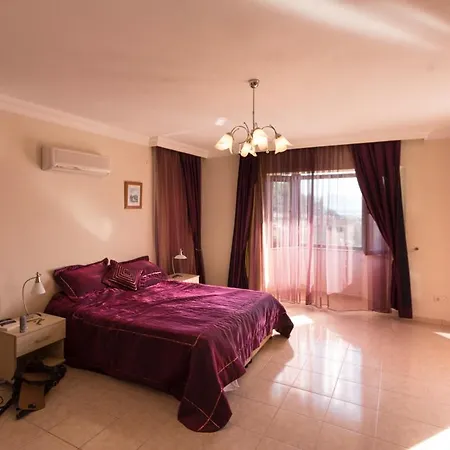 Sleeps 11 Pool Air Con Wifi Willa *
